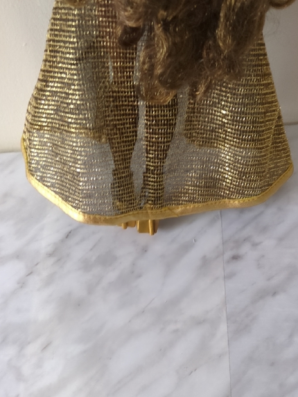 LOL Surprise OMG Fierce Royal Bee Doll 11.5" Gold Outfit & Crown - Picture 9 of 11